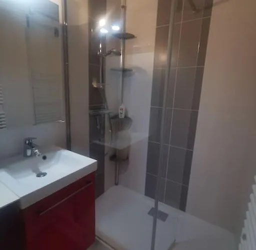 L'oree Du Marais, T2 Avec Balcon, 350m De La *