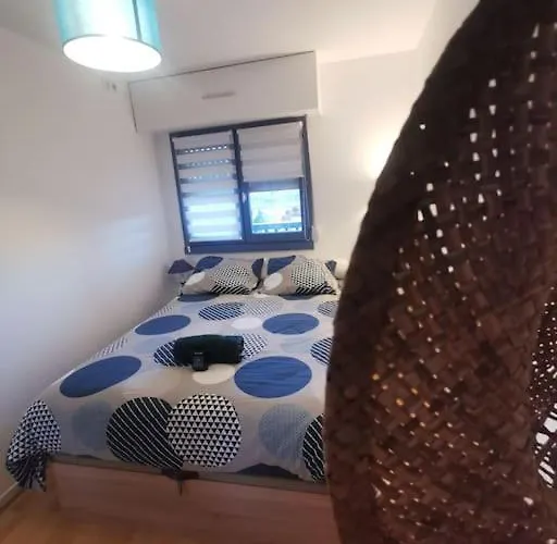 L'oree Du Marais, T2 Avec Balcon, 350m De La *